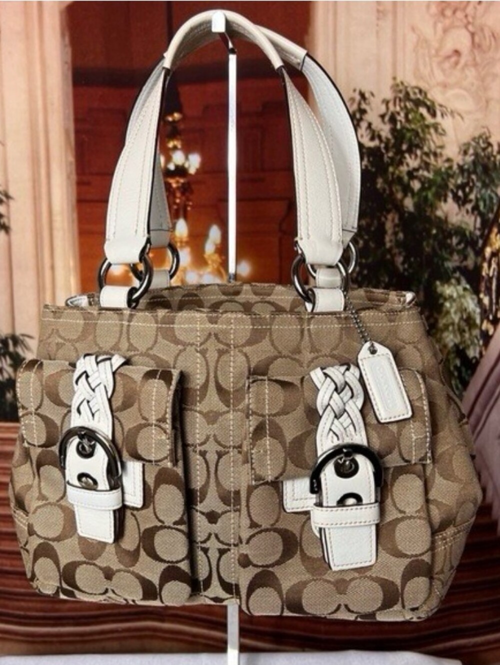 Vintage Coach Soho Signature Canvas Tote/Satchel LO5S-6373 White Leather Dingy